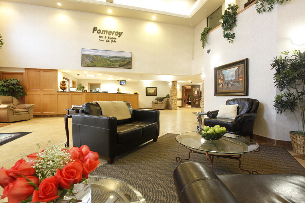 Pomeroy Inn & Suites Fort St. John Bagian luar foto